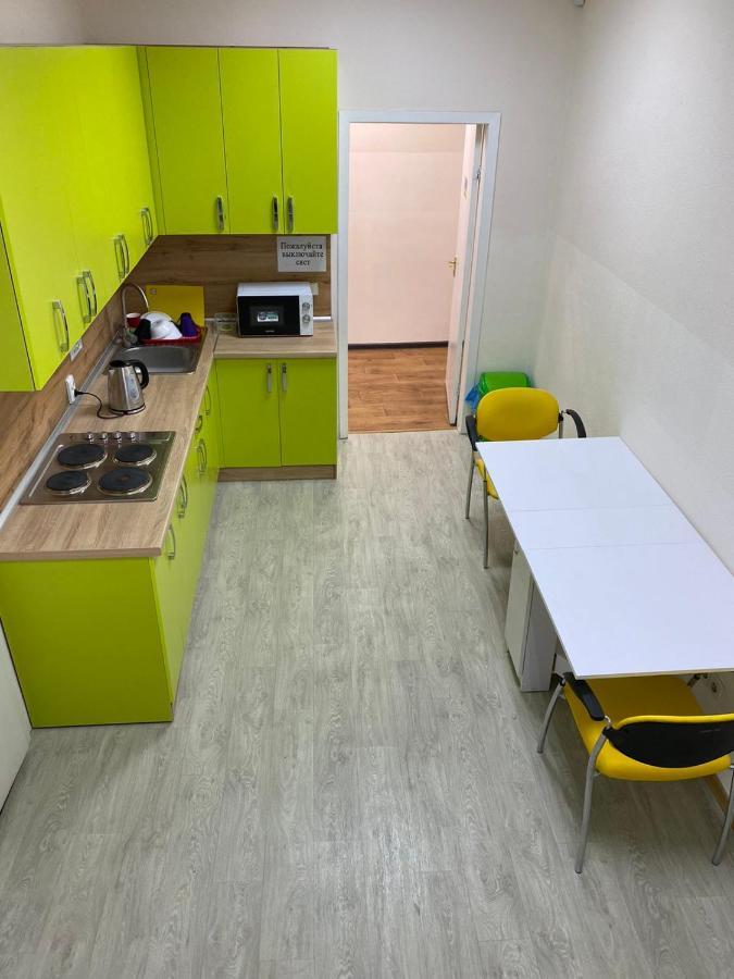 Хостел Мажор Charkiw Exterior foto